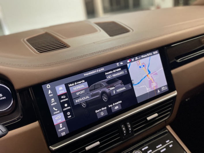 Porsche Cayenne 3.0 340cv Automatica - immagine 13