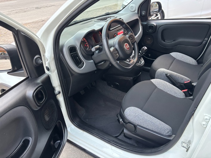 Fiat Panda 1.0 FireFly S&S Hybrid City Life - immagine 6