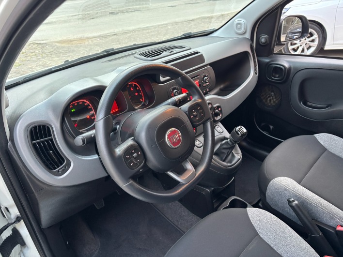Fiat Panda 1.0 FireFly S&S Hybrid City Life - immagine 8