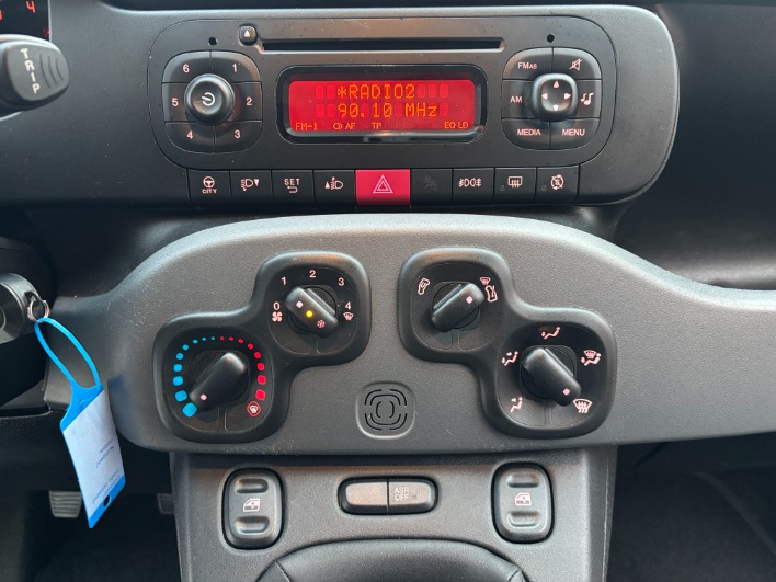 Fiat Panda 1.0 FireFly S&S Hybrid City Life - immagine 15