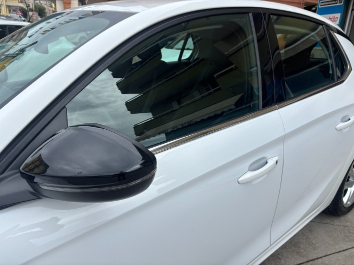 Opel Corsa 1.5 D 100 CV Elegance -11/2021 - immagine 4