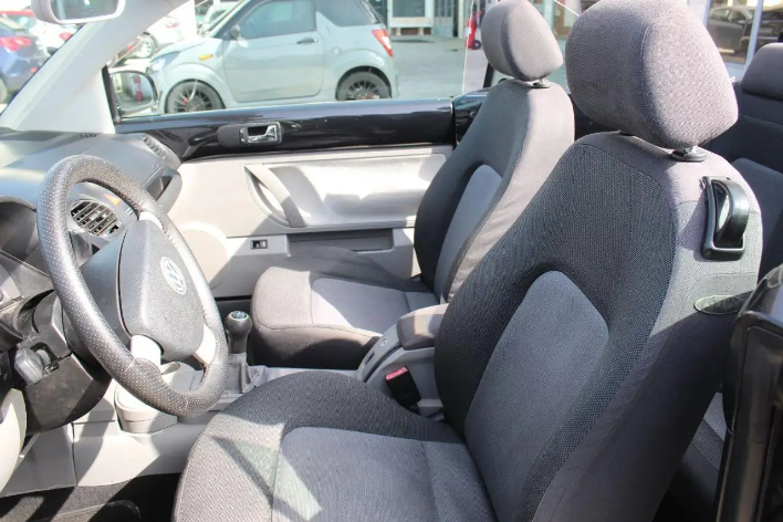 Volkswagen New Beetle TDI 101CV - immagine 5