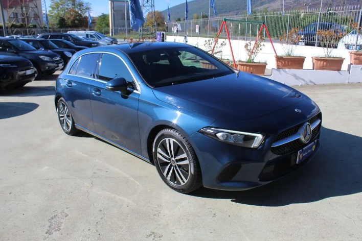 Mercedes-Benz A 140 A 200 d Automatic Sport - immagine 13