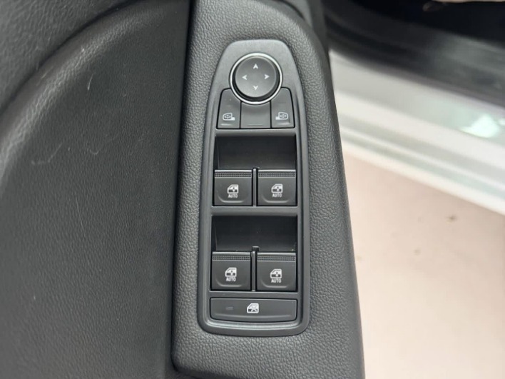 Clio V 2019 1.5 blue dci Evolution 100cv - immagine 15