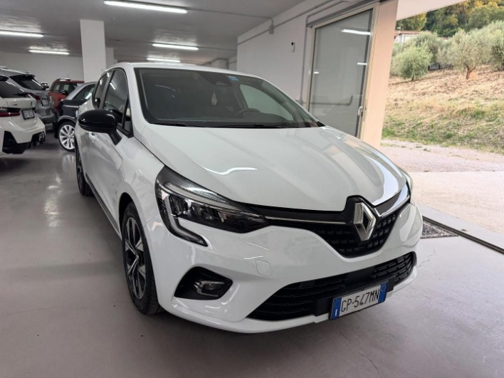 Clio V 2019 1.5 blue dci Evolution 100cv - immagine 3