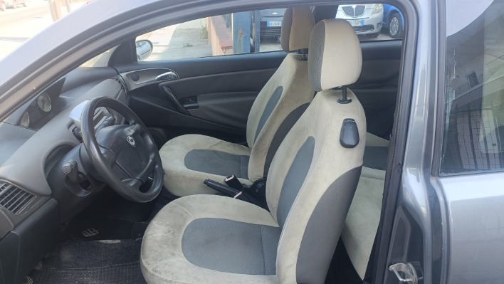 LANCIA YPSILON 1.3 MJT ARGENTO - immagine 6