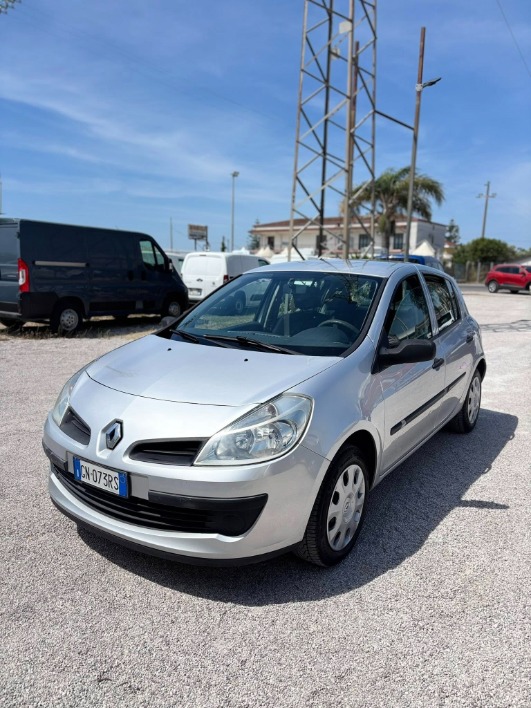Renault Clio 3° Serie - immagine 3