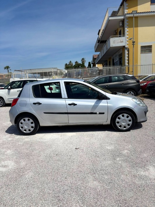 Renault Clio 3° Serie - immagine 4