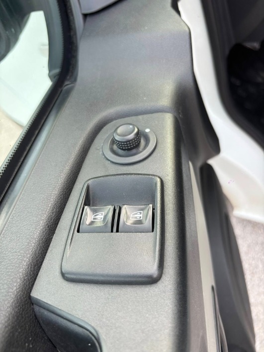 Renault Trafic L1 H1 ( 3 Posti ) - immagine 14