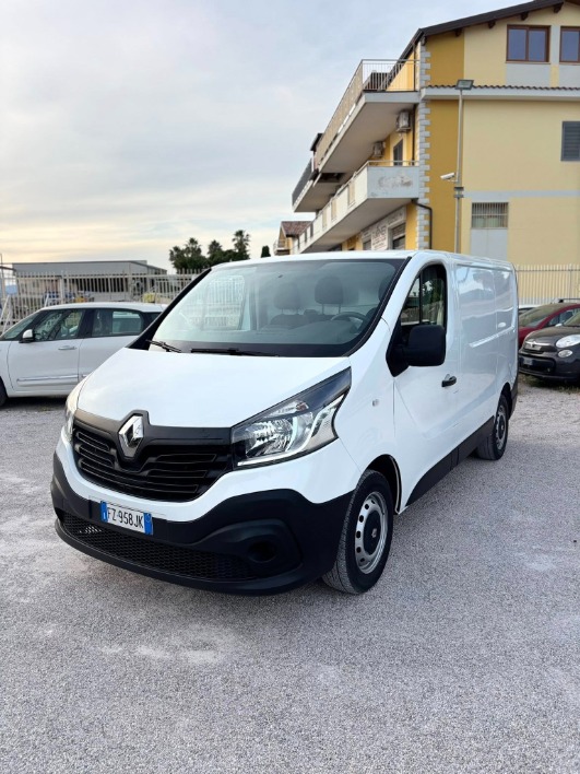 Renault Trafic L1 H1 ( 3 Posti ) - immagine 2