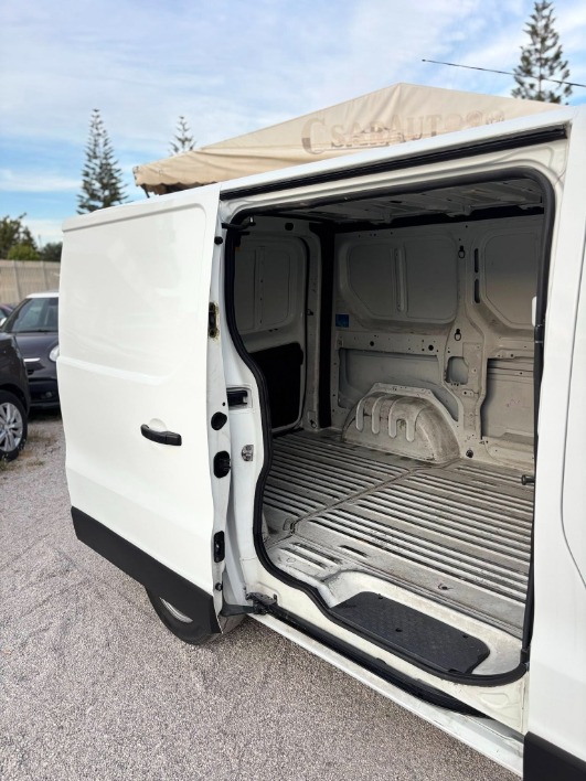 Renault Trafic L1 H1 ( 3 Posti ) - immagine 6