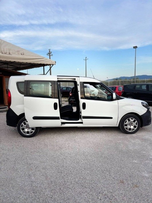 Fiat Doblò MAXI ( AUTOCARRO 5Posti ) - immagine 8