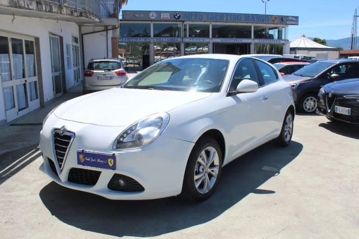 Alfa Romeo Giulietta 2.0 JTDm-2 170 CV Distinctive - immagine 15