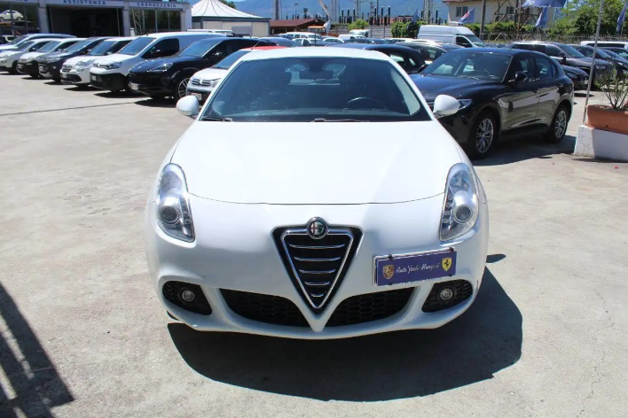 Alfa Romeo Giulietta 2.0 JTDm-2 170 CV Distinctive - immagine 14