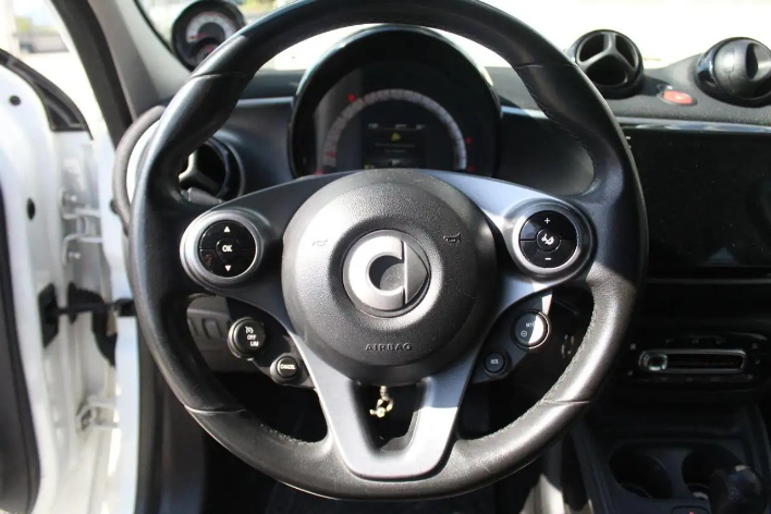 smart forFour 70 1.0 twinamic Passion - immagine 3
