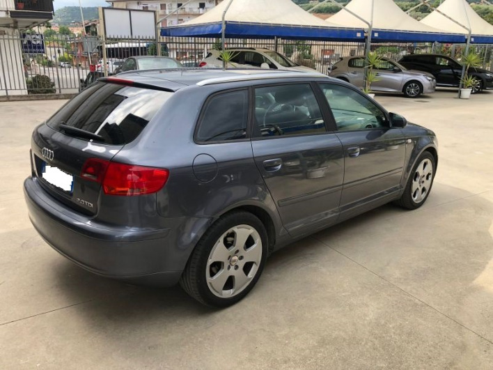 Audi A3 SPB 2.0TDI 140CV 2005 - immagine 4