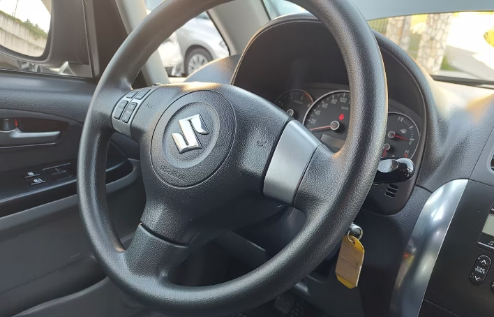 Suzuki SX4 1.6 DDiS 16V Urban Line 90CV PERFETTA - immagine 12