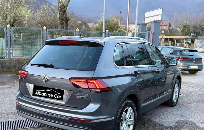 Volkswagen Tiguan 2.0 TDI DSG 4MOTION Style BMT - immagine 3