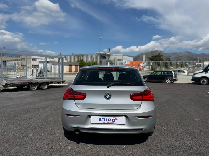 BMW 116 116d Advantage 5p - immagine 11