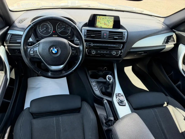 BMW 116 116d Advantage 5p - immagine 6