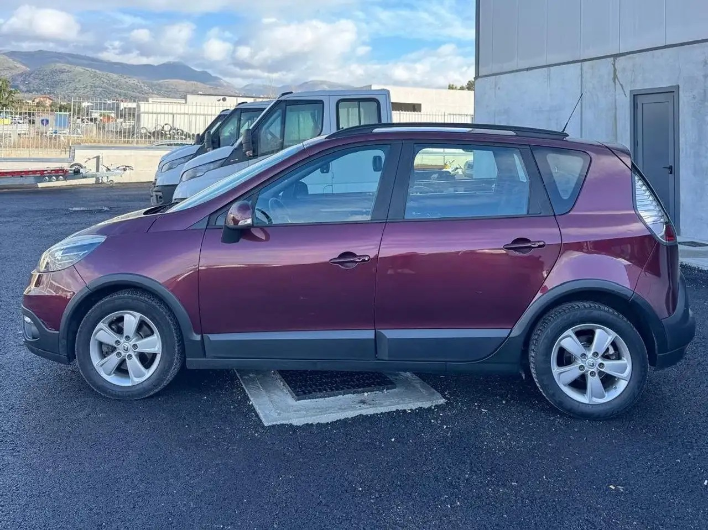Renault Scenic Scenic X-Mod Cross 1.5 dci Energy s - immagine 12