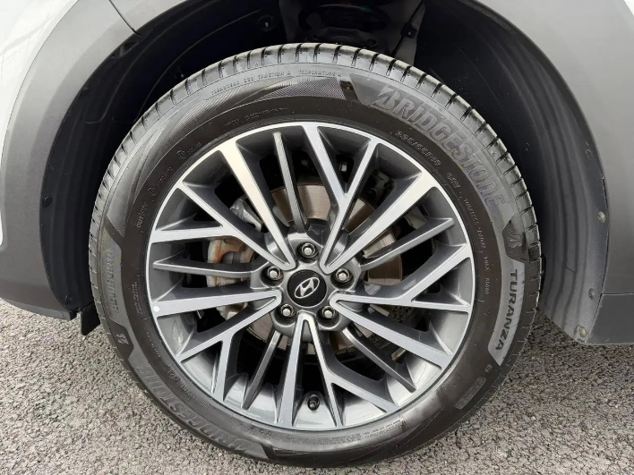 Hyundai TUCSON Tucson 1.6 crdi 48V Exellence 2wd 136cv my20 - immagine 1