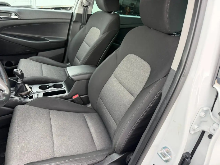 Hyundai TUCSON Tucson 1.6 crdi 48V Exellence 2wd 136cv my20 - immagine 6