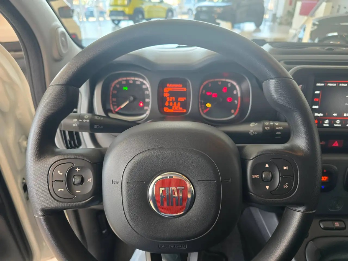 Fiat Panda MY23 1.0 70CV Hybrid Cross **3.700KM** - immagine 3