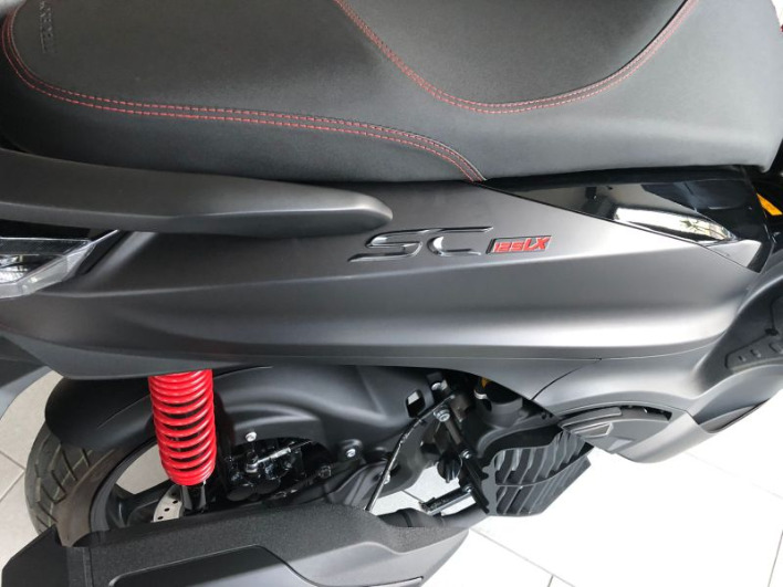 Morbidelli SC125 LX anno 2025 - immagine 9
