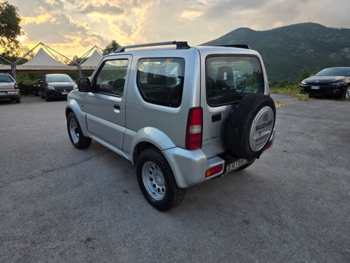 suzuky jimny - immagine 2