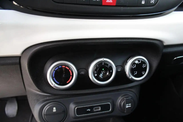 Fiat 500L 1.3 MJT 95 CV Mirror - immagine 2