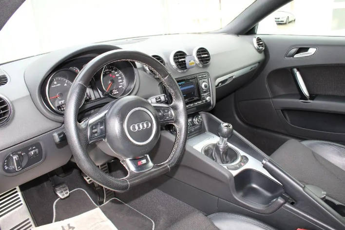 Audi TT Coupe 2.0 tdi Advanced Plus quattro S-Line - immagine 4