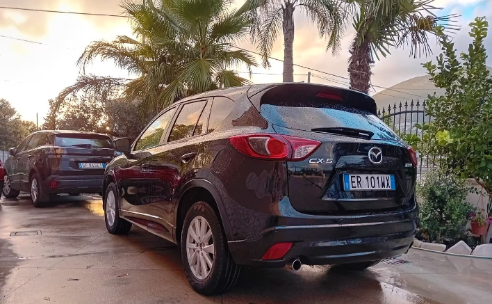 Mazda CX-5 2.2L Skyactiv-D 150CV 2WD Evolve - immagine 9