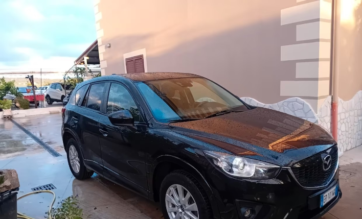 Mazda CX-5 2.2L Skyactiv-D 150CV 2WD Evolve - immagine 3