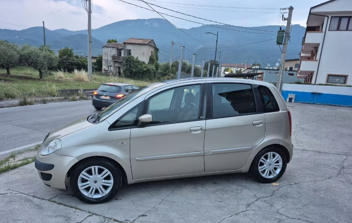 Lancia MUSA 1.4 16V Platino Plus - immagine 10