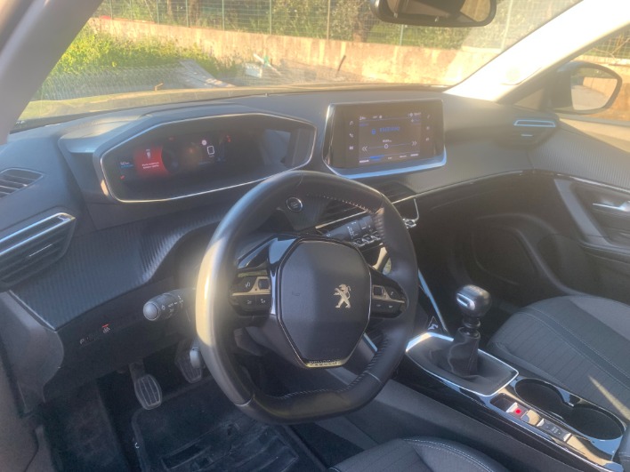 "Disponibile" Peugeot 2008 1.5 hdi 110cv Allure Pack - immagine 14