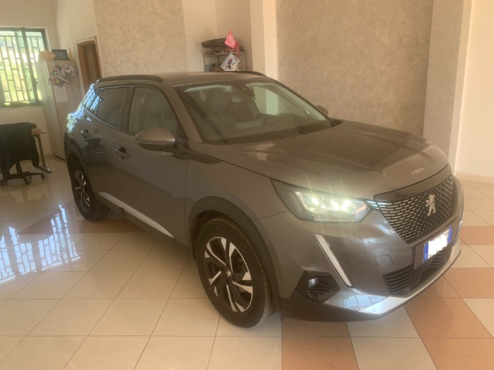 "Disponibile" Peugeot 2008 1.5 hdi 110cv Allure Pack - immagine 11