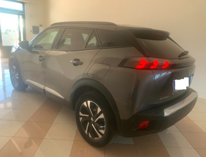 "Disponibile" Peugeot 2008 1.5 hdi 110cv Allure Pack - immagine 2