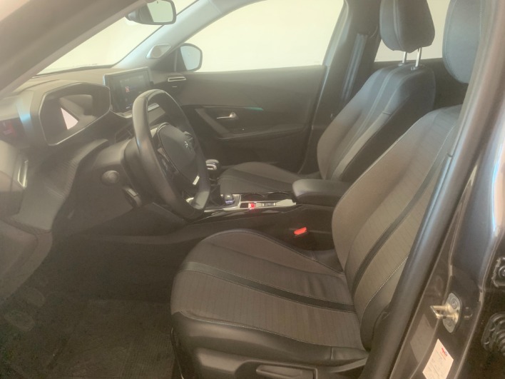 "Disponibile" Peugeot 2008 1.5 hdi 110cv Allure Pack - immagine 18