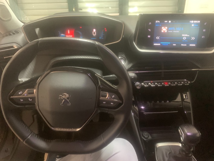 "Disponibile" Peugeot 2008 1.5 hdi 110cv Allure Pack - immagine 19