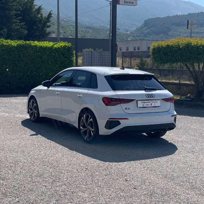 Audi A3 Sportback (35) 2.0 TDI S tronic 110KW/150CV - immagine 5