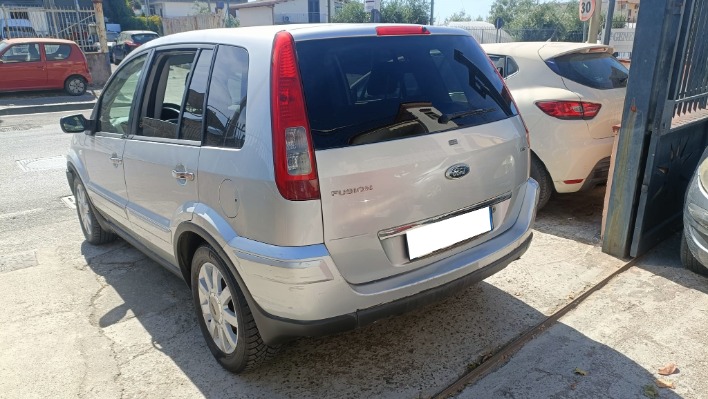 FORD FUSION 1.4 TDCI PLUS - immagine 3