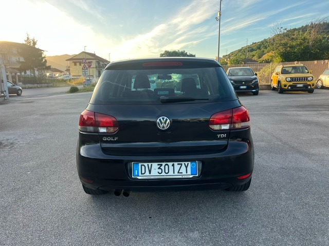 Volkswagen Golf 2.0 TDI HighLine - immagine 4
