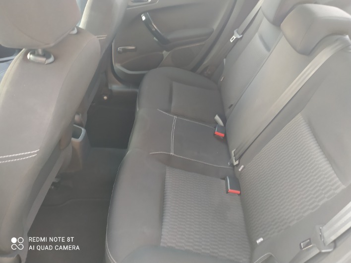 Peugeot 208 Active Benzina e gpl 5 porte - immagine 2