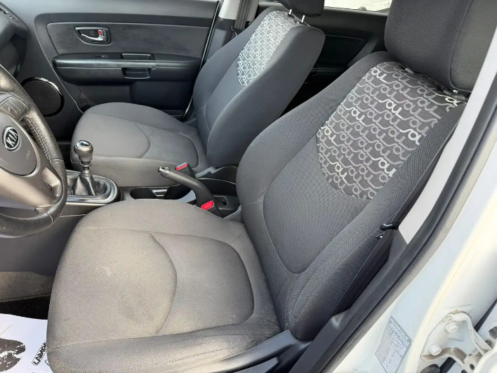 Kia Soul Soul 1.6 crdi 16v vgt Cool - immagine 6