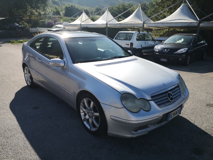 c 220 cupe' - immagine 2
