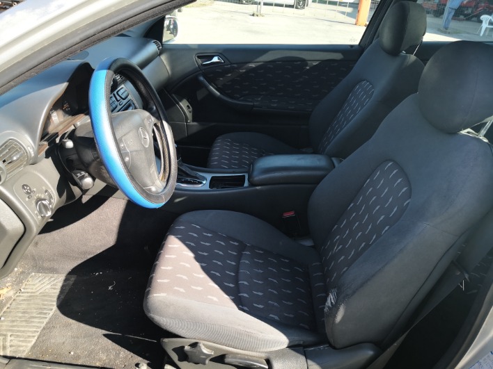 c 220 cupe' - immagine 5