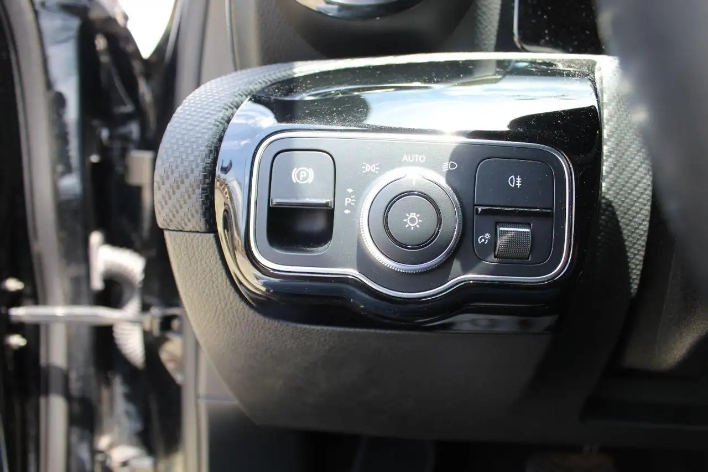 Mercedes-Benz 180 A d Automatic Executive - immagine 5