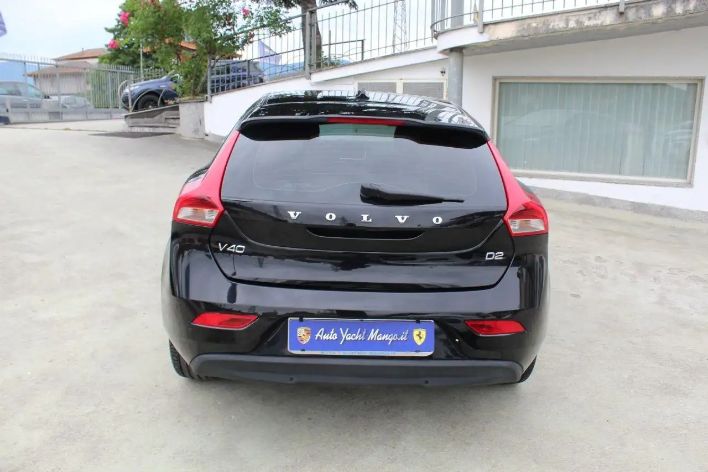 Volvo V40 D2 R-design Kinetic - immagine 8