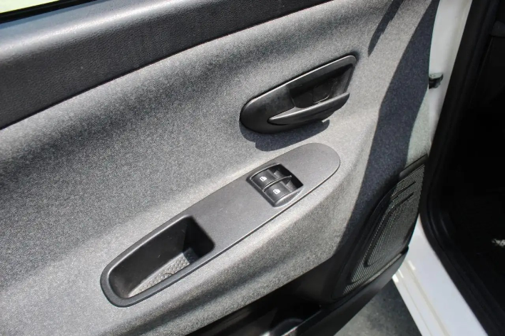 Lancia Ypsilon 1.0 FireFly 5p.S&S Hybrid Silver - immagine 7